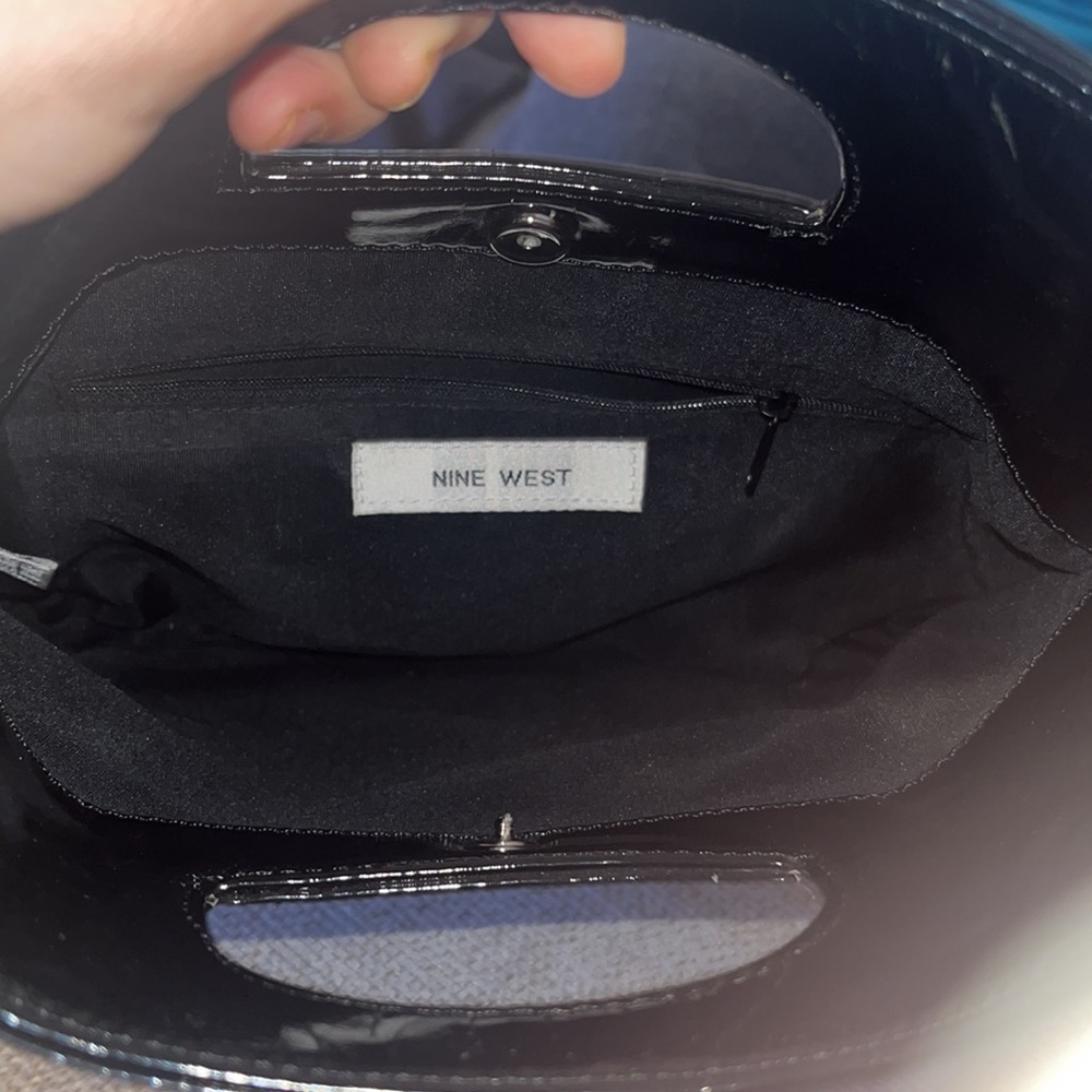 Nine West clutch - Picture 4 of 5